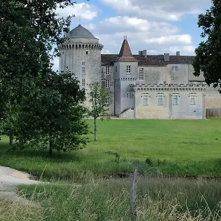 Beautiful Close St Emilion & Bordeaux * Либурн
